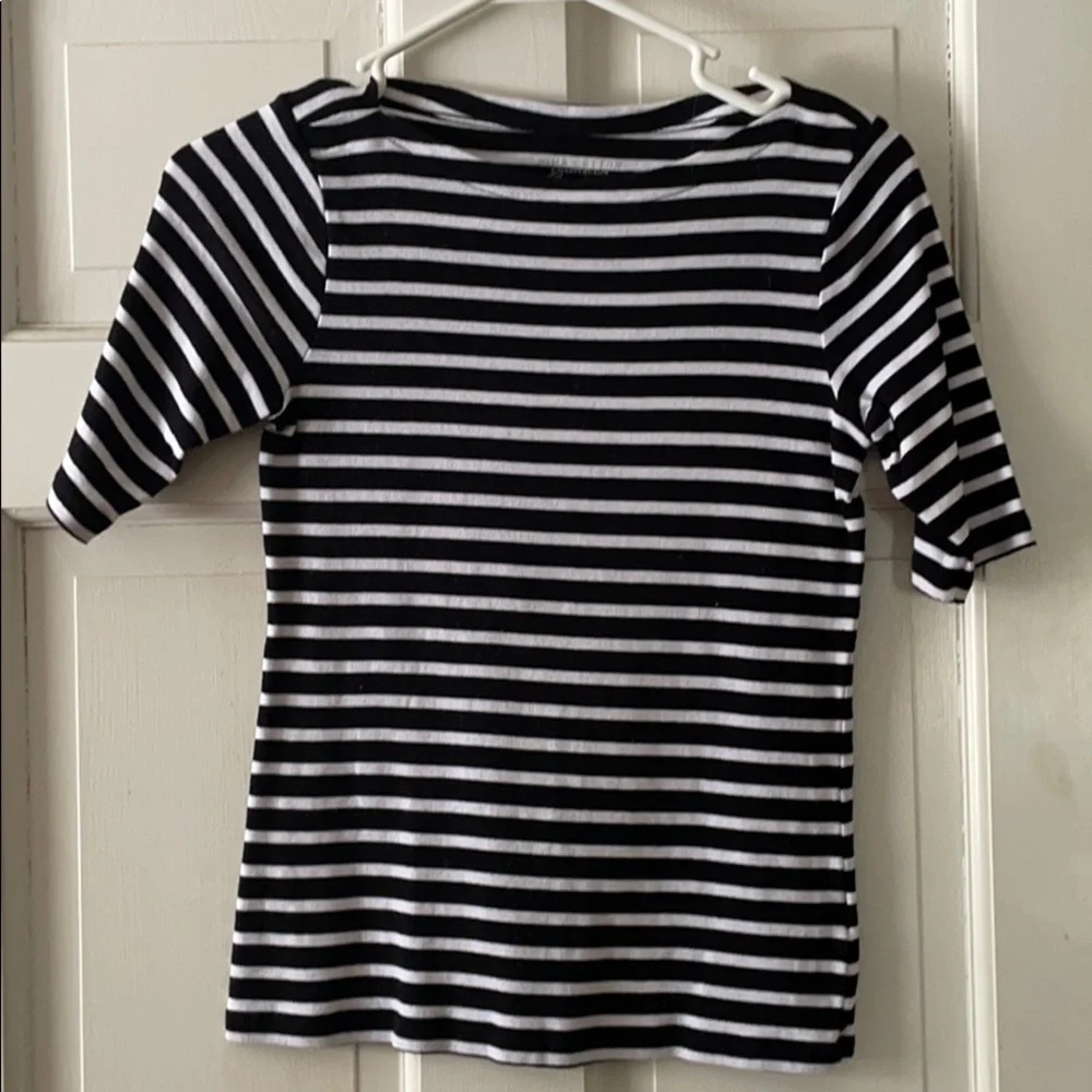 Shirt - Picture 1 of 3